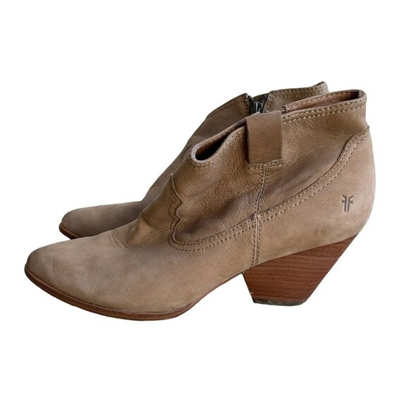Frye Reina Western Ankle Bootie in Ash Suede Size 9.5M - Picture 4 of 10